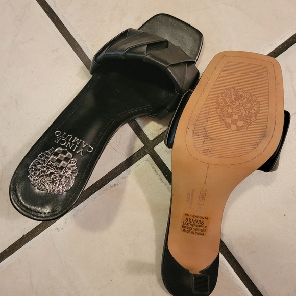 vince camuto black mule heels - Picture 2 of 3